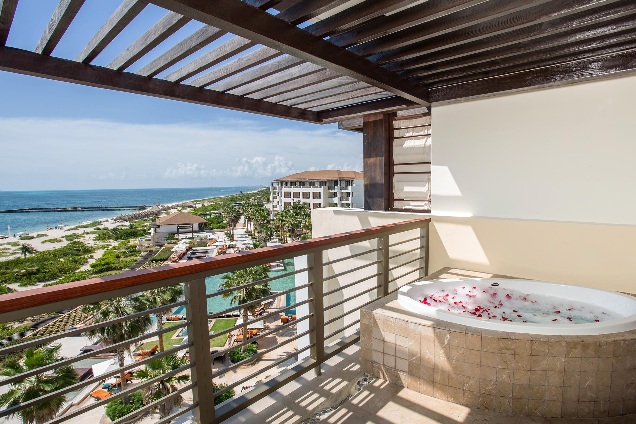 Secrets Playa Mujeres Golf & Spa Resort (Adults Only) Cancun Exterior photo